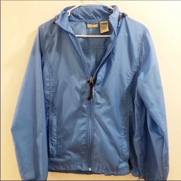 L.L. Bean Jackets & Blazers - Womens L.L Bean Stowaway Rain Coat | Size Small EC